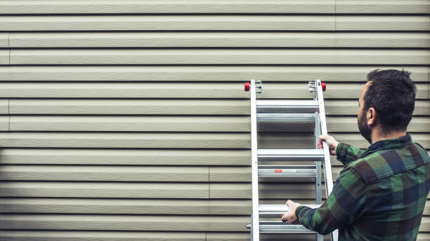 Best Engineered Wood Siding  in Grandview, WA